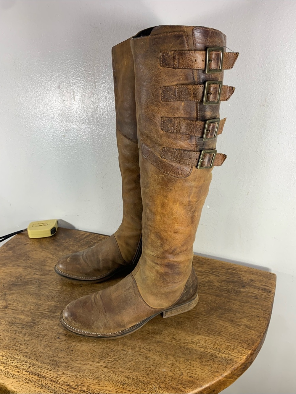 Vintage 90s Steve Madden riding style distressed leather boots